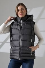 Kadın Silikon Dolgulu Çıkartılabilen Fermuarlı Kapüşon Astarlı İç Cepli Şişme Yelek